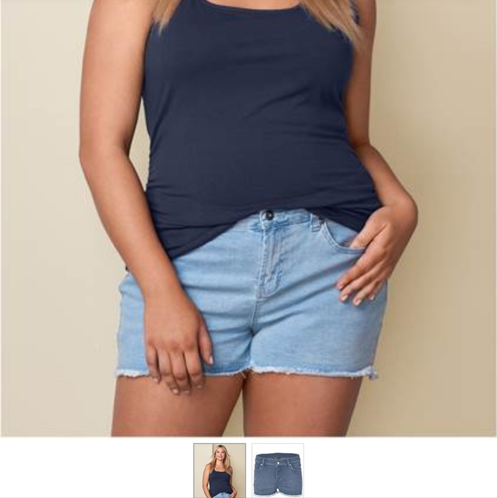 NWOT VENUS Light Blue Cut Off Shorts Size 10